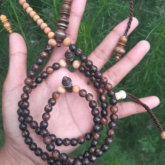 kayu gaharu asli kalimantan