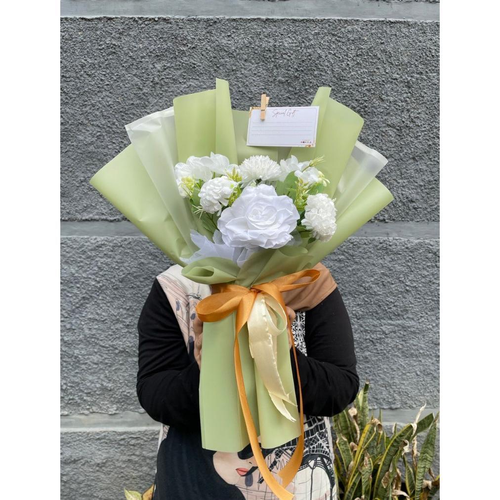 Bucket Bunga Artificial Valentine Kado Buket Ultah Wisuda Ulang Tahun Anniversary Hadiah Wisuda Acar