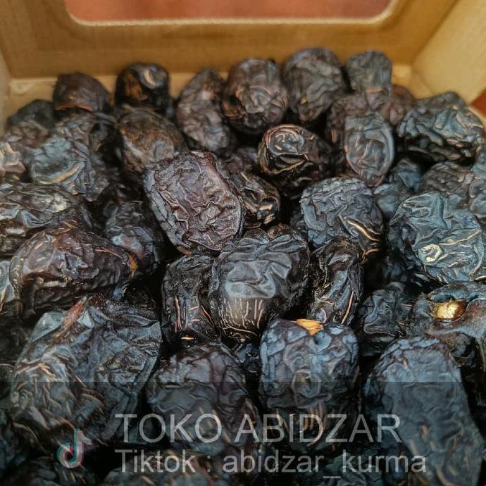 kurma ajwa kurma nabi asli Madinah