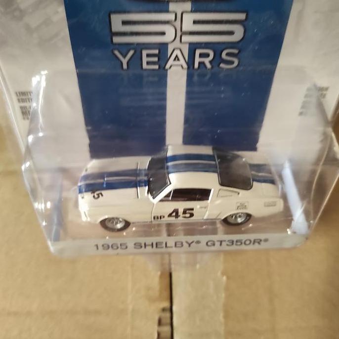 Promo GREENLIGHT 1/64 55 YEARS SHELBY 1965 SHELBY GT350R Diskon