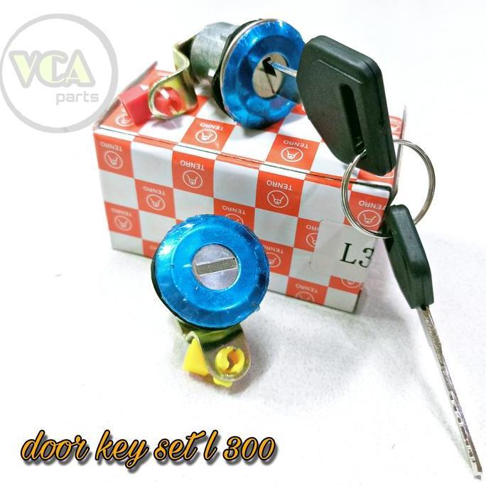 DOOR KEY SET/KUNCI PINTU MOBIL MITSUBISHI L 300