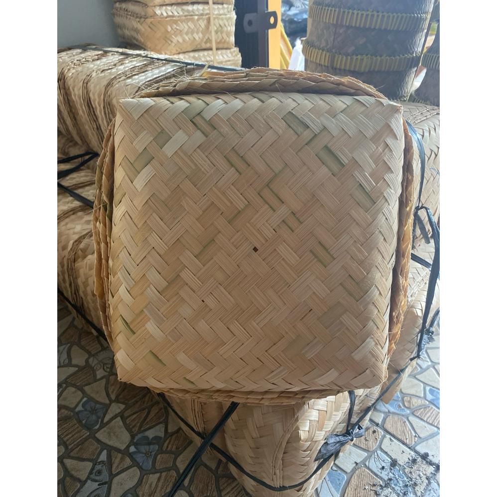 Besek Bambu 25X25 Sepasang Besek Nasi