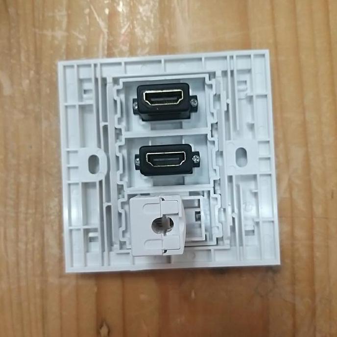 Ready STOP KONTAK 2 HDMI 1 LAN CAT 6 RJ45