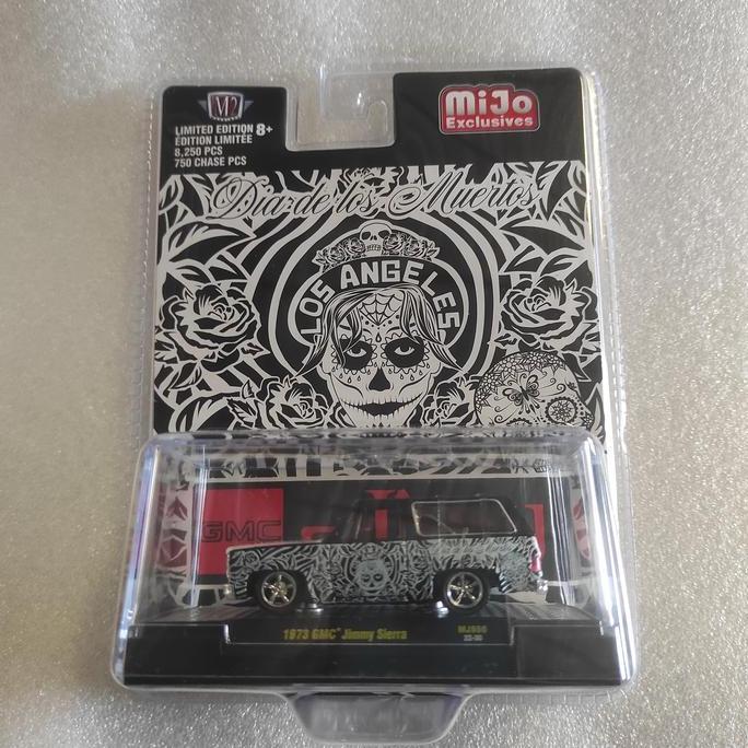 Promo M2 MACHINES 1973 GMC JIMMY SIERRA - DIA DE LOS MUERTOS Diskon