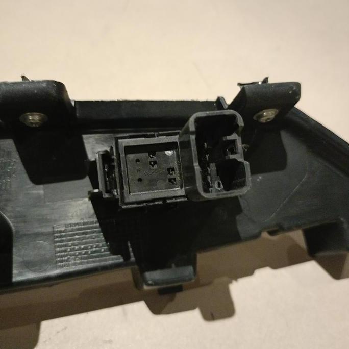 Saklar Power Window Kaca Pintu Kiri ORIGINAL Bekas