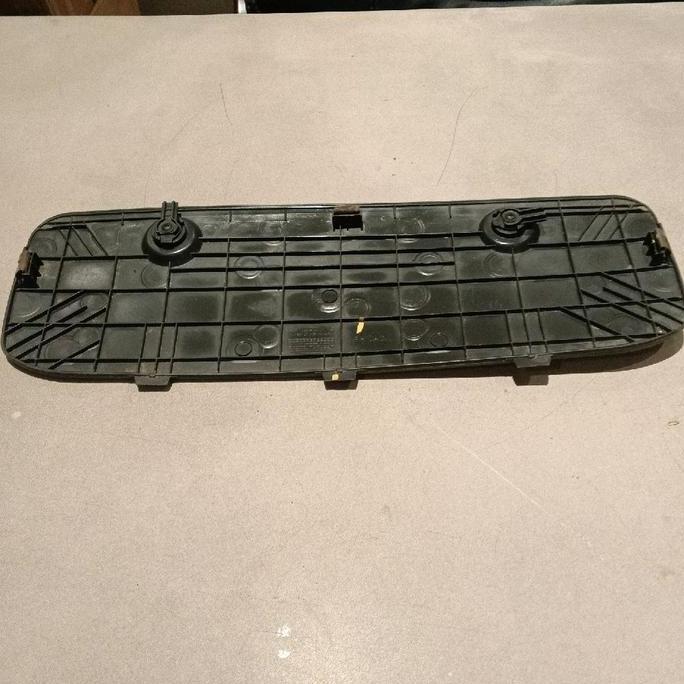 Cover Tutup Dongkrak Hyundai H1 original bekas