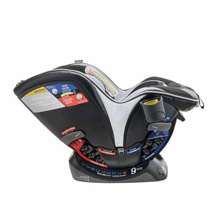 CHICCO NEXTFIT MAX ZIP CONVERTIBLE CARSEAT