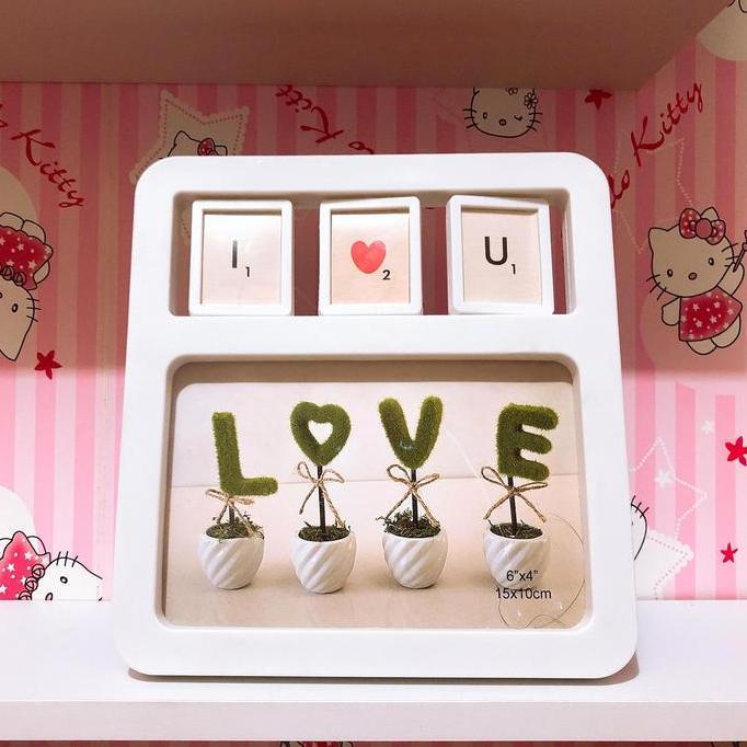 Bingkai  Foto  Kecil 4 Frame / Frame Minimalis 4 Frame Kecil Model Meja