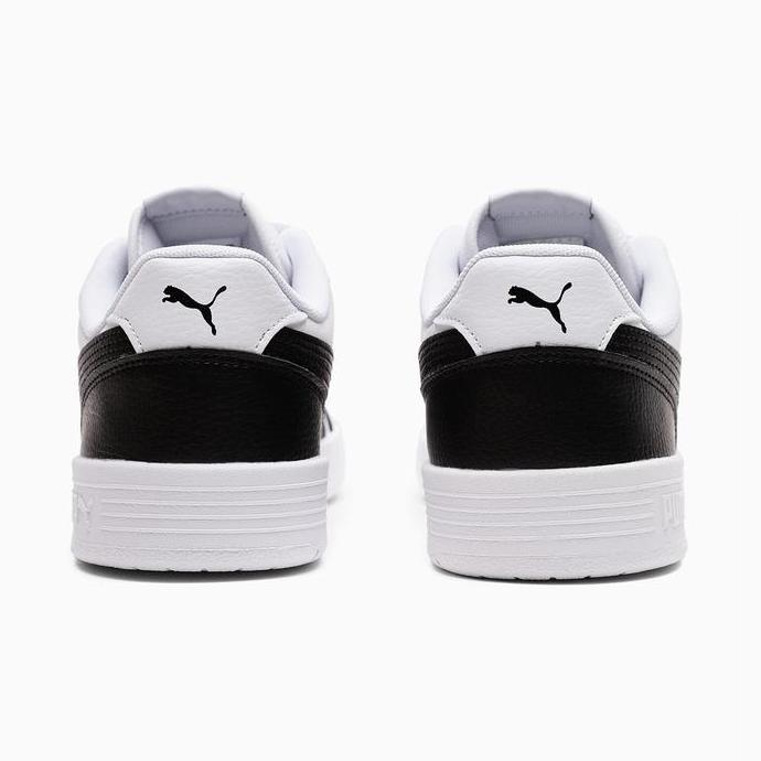 Puma Sepatu Sneakers Caracal