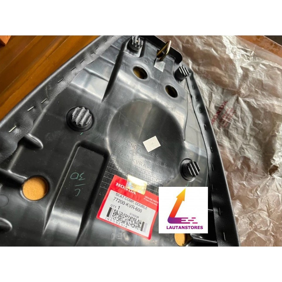 77200-KVR-600 Jok Sadel Revo 100