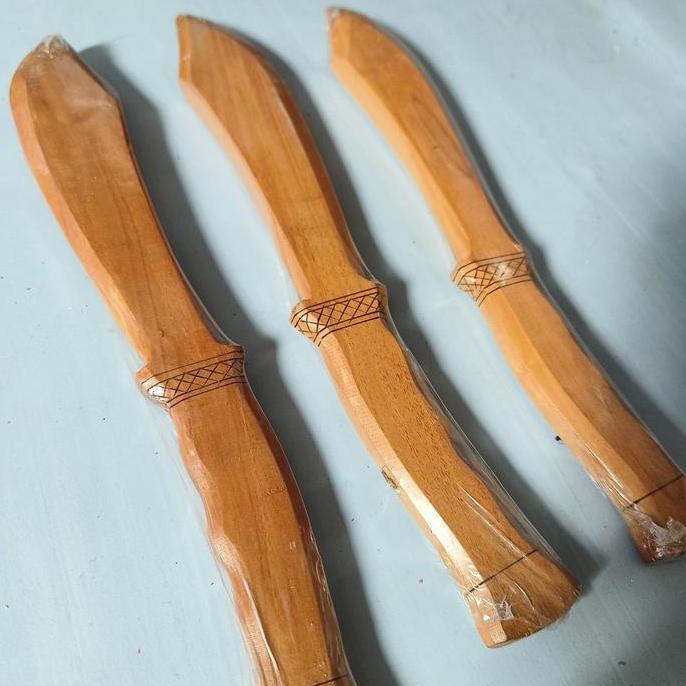 pisau latih silat kayu training replika senjata tajam (TERBAIK) (TERBARU) (TERMURAH)