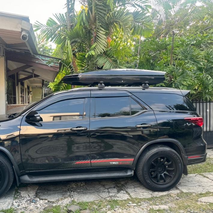 Roof box bagasi atas mobil 700L