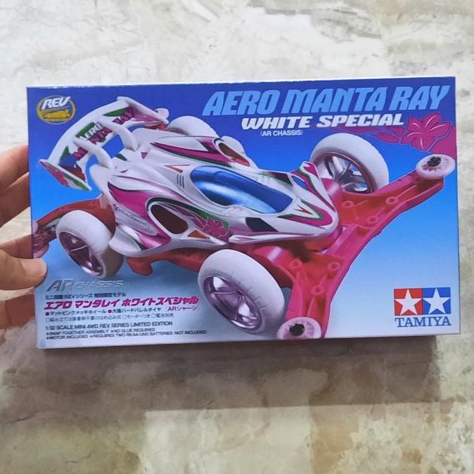 Tamiya 94972 Aero Manta Ray White Special