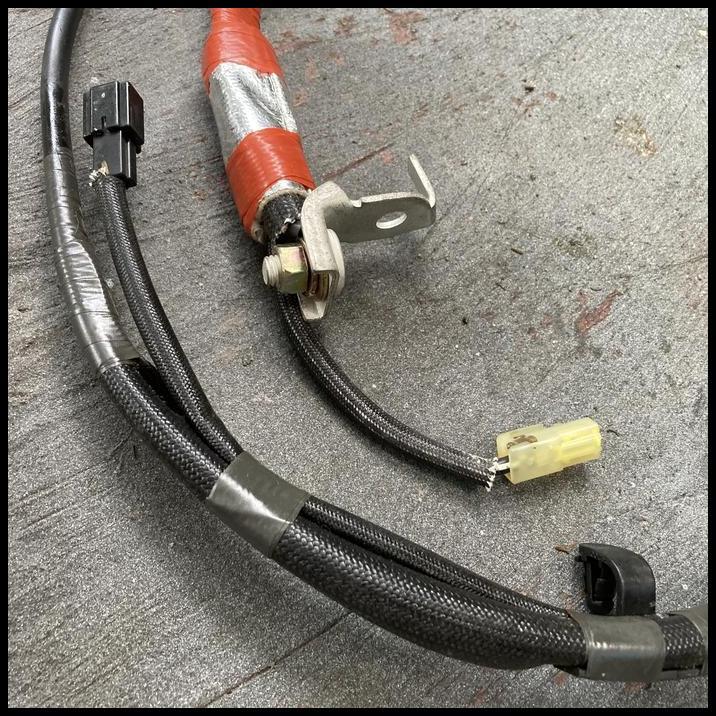 DISKON KABEL AKI ACCU PLUS (+) PENGGANTI KEPALA KECIL COROLLA CORONA KE30 KE70 DX RT100 RT132 TT132 