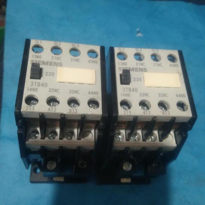 Magnetic Contactor Kontaktor SIEMENS 3TB40 22E 20A 220V.