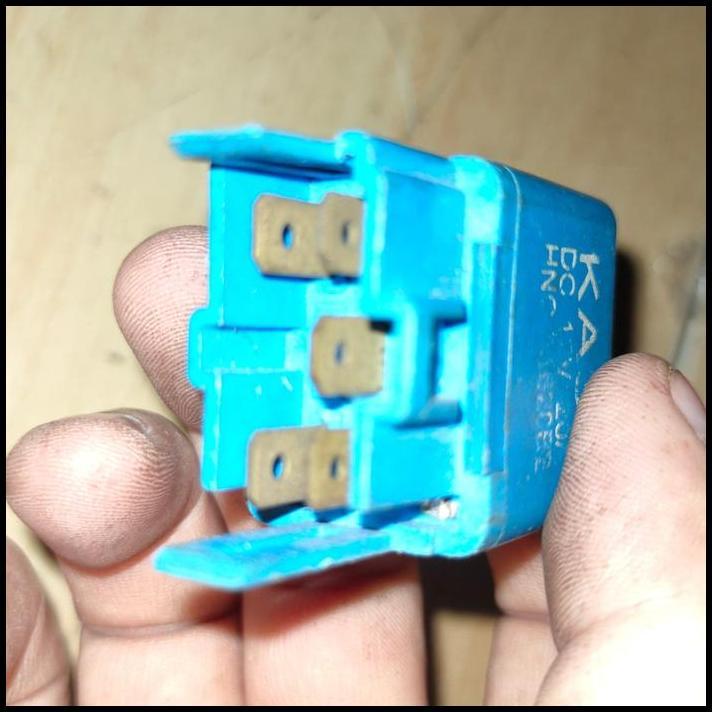 GRATIS ONGKIR MAZDA GENUINE PARTS RELAY FAN MAZDA 323 FAMILIA KA3267720