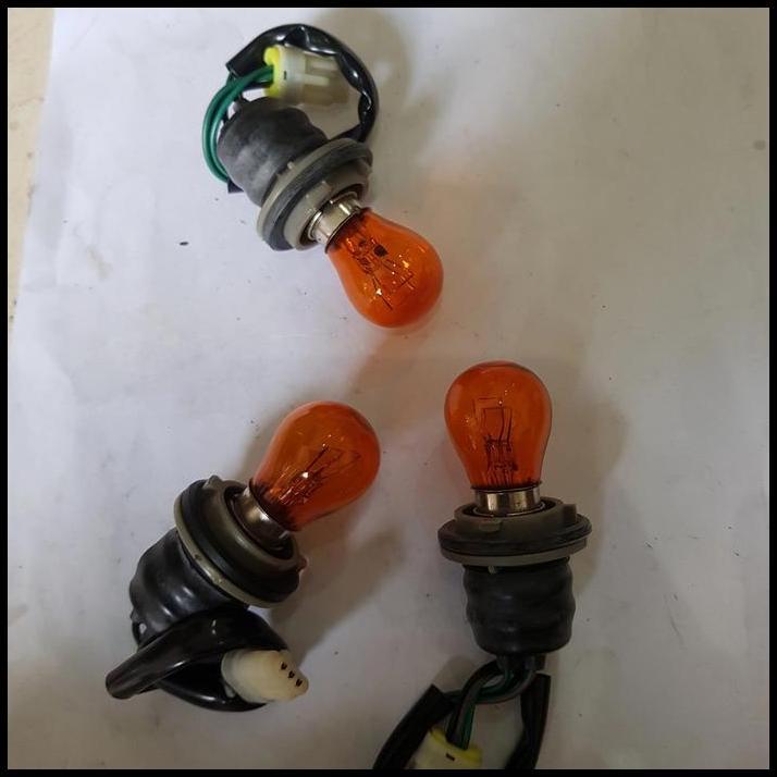 HOT DEAL SOKET LAMPU SEN DEPAN MOBIL PANTHER KANAN& KIRI 