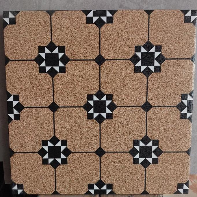 Keramik garasi teras lantai kasar 40x40 cokelat / coklat