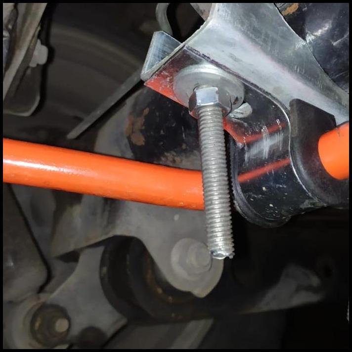 TERBARU STABILIZER BELAKANG MOBIL AVANZA / XENIA 2004 - 2011 KOMPLIT 
