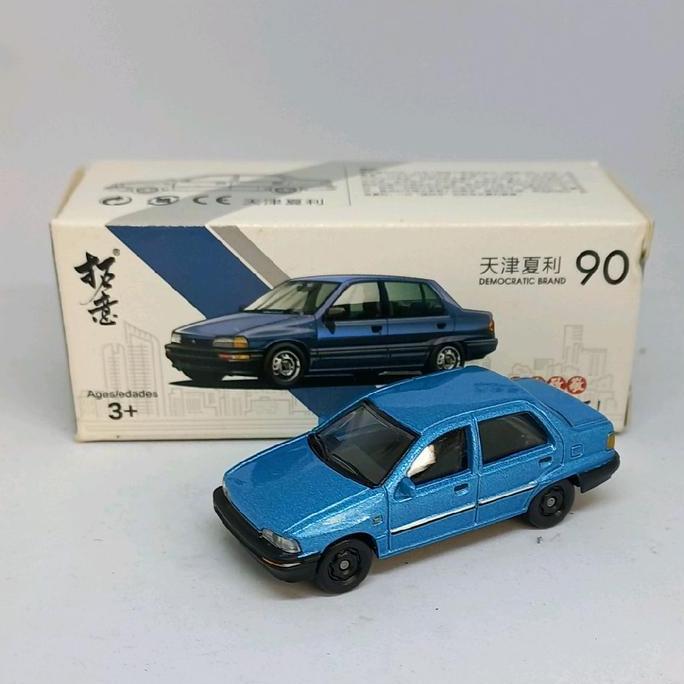 xcartoys daihatsu charade classy tianjin xiali biru 1/64 democratic brand diecast (s)