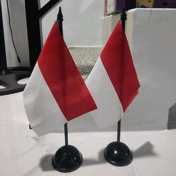 BENDERA MERAH PUTIH MEJA / BENDERA MEJA MERAH PUTIH + TIANG KAYU