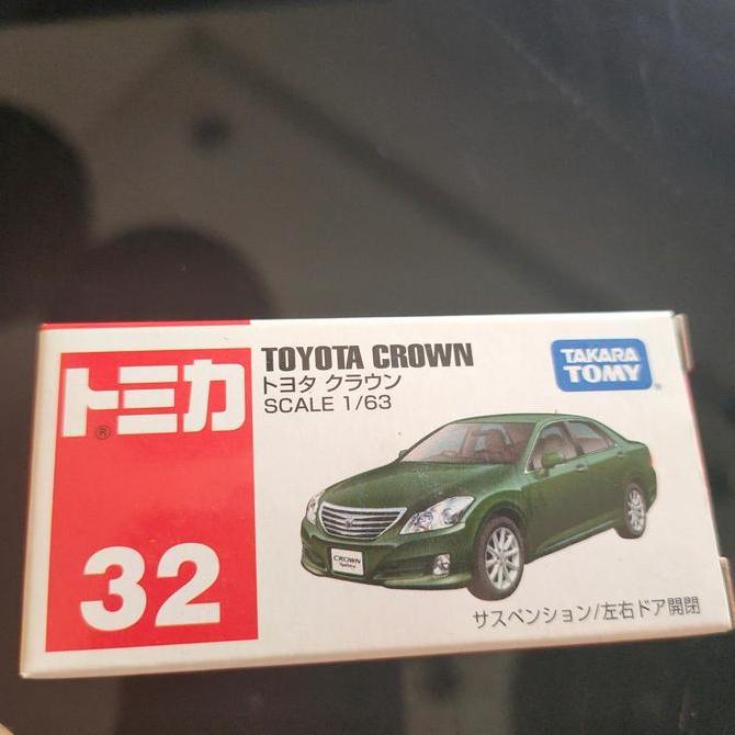 tomica 32 crown toyota green
