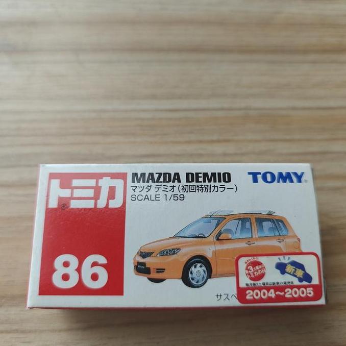 tomica 86 mazda demio special color orange