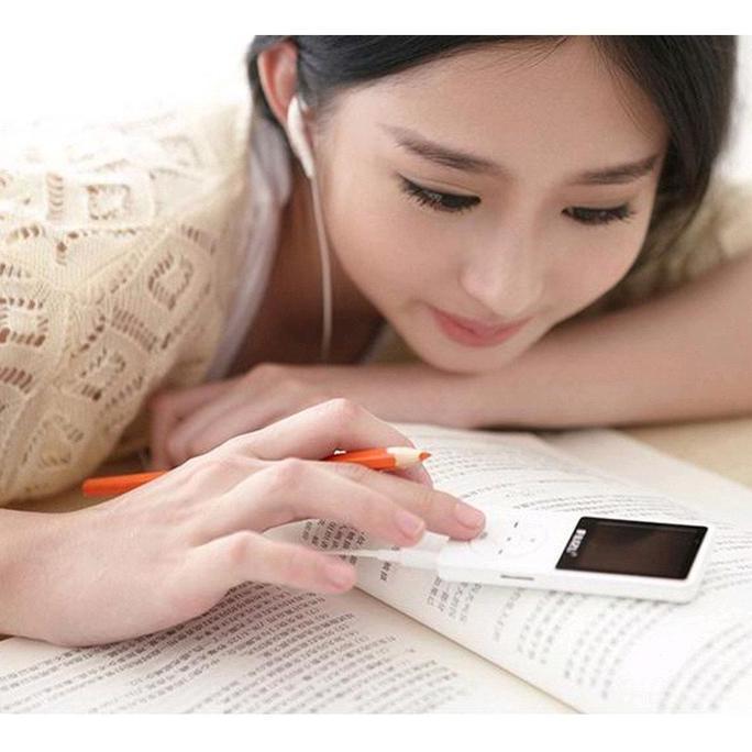 Promo Ruizu X02 Mp3 Player Usb Type-C Ultrathin 8Gb Portabel Radio Fm Rekaman E-Book Layar Mini Hifi