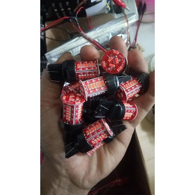 Promo Sepasang  Lampu Rem Calya Sigra Agya Ayla Led Running Model Tancap Lampu Stop Cod