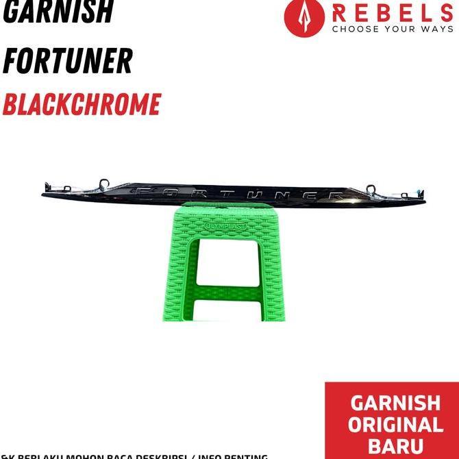 NEW Garnish Trunklid Toyota Fortuner GR 2021 Black Chrome Original PNP VRZ