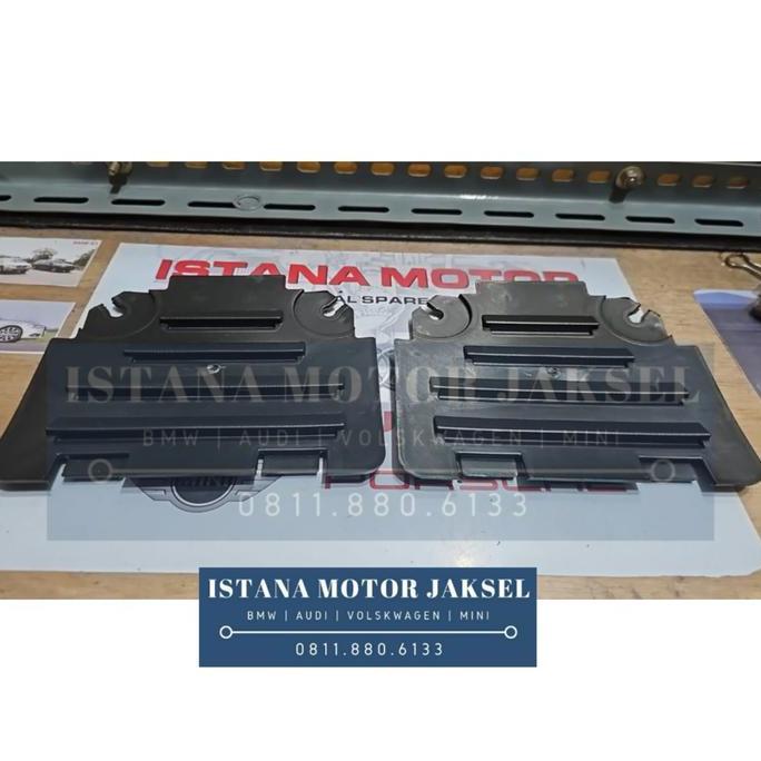 Plastik Cover Lampu Inner Fender Plastik Spakbor Bmw E90 Kiri / Kanan Termurah