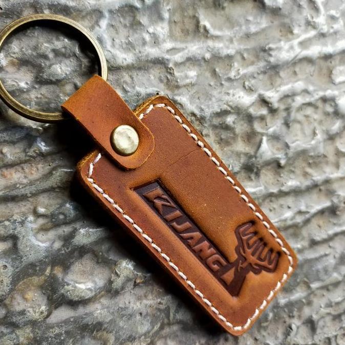 accecoris mobil gantungan kunci toyota kijang kulit sapi asli