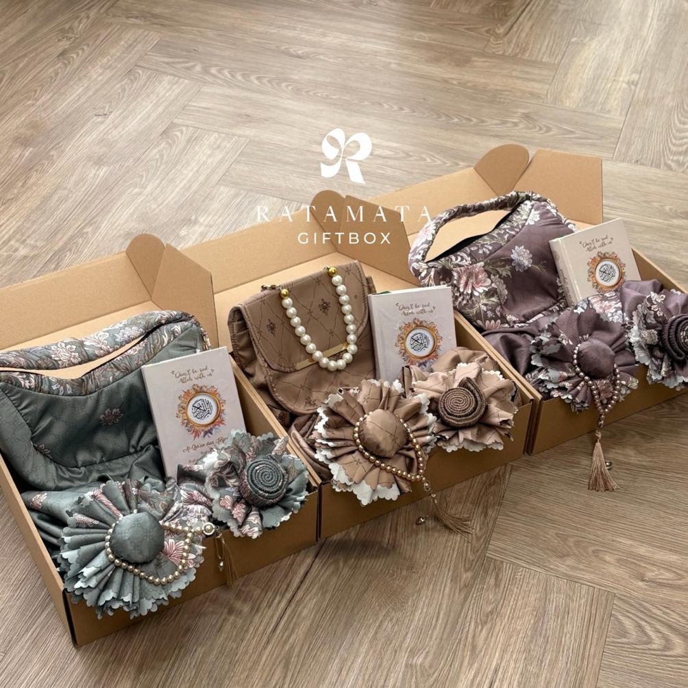 HOT PRODUCT Paket Seserahan Alat Sholat Hadiah Pernikahan Kado Istri Kado Cewek Hampers Wisuda Hadia