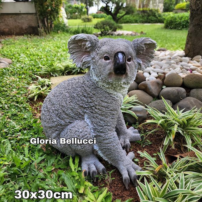 patung koala besar pajangan rumah dekorasi kebun taman pohon