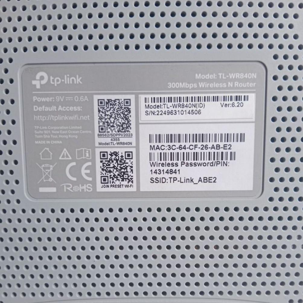 Tp-Link TL WR 840n UNTUK NEMBAK WIFI Router Wifi