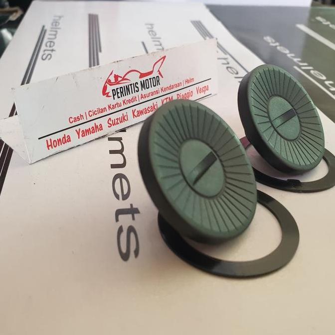 DT47 >> KUNCIAN HELM ZEUS 610