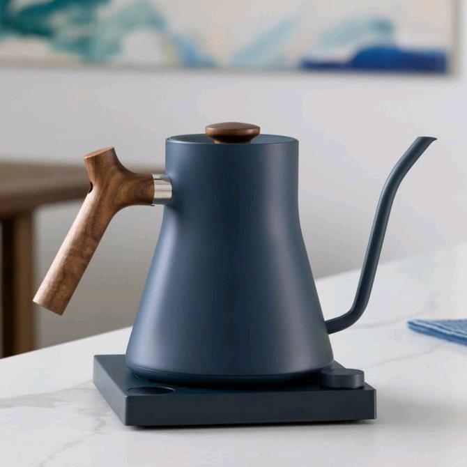 Stagg EKG Kettle (Stone Blue + Walnut) coffee drip