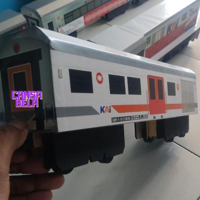 UFO-2025 Aw89 Gerbong KMP3 Kereta Makan Pembanngkit Klas Bisnis dan Ekonomi New Generation - Miniatu