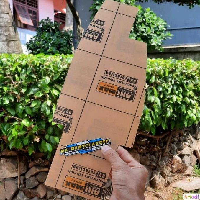 Mika Akrilik Spakbor Tengah Honda GL pro Max Tebal 3mm