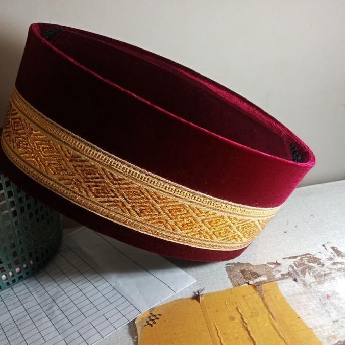 peci songkok betawi merah marun modis - PILIH UKURAN 12 LA