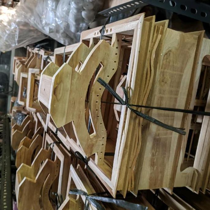 SANGKAR PCMI REPLIKA KAYU JATI AMBRUKAN