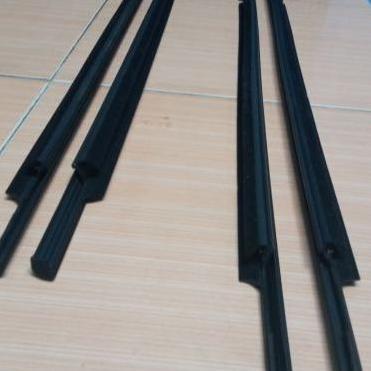 Weather Strip/Karet Pelipit Kaca/List Pelipit Kaca Pintu Samping Innova Lama Original Hitam