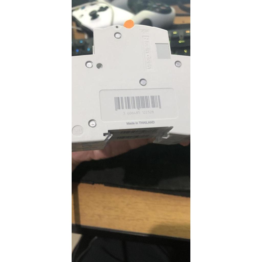 Terjangkau Mcb 2/4A Ampere 1 Phase Schneider