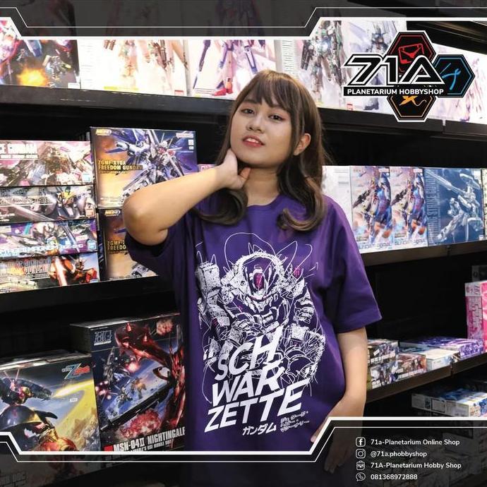 T-Shirt / Kaos Schwarzette Scribble by GendamGundam