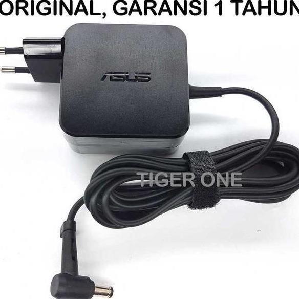 Charger Adaptor Laptop Toshiba Dynabook R82/P