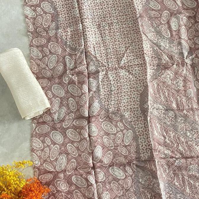 kain batik pulauan puloan viscose semi sutra merah biru trusmi cirebon