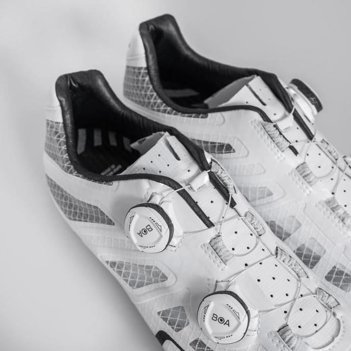 Giro Imperial Shoes / Sepatu Sepeda Cleat Roadbike White
