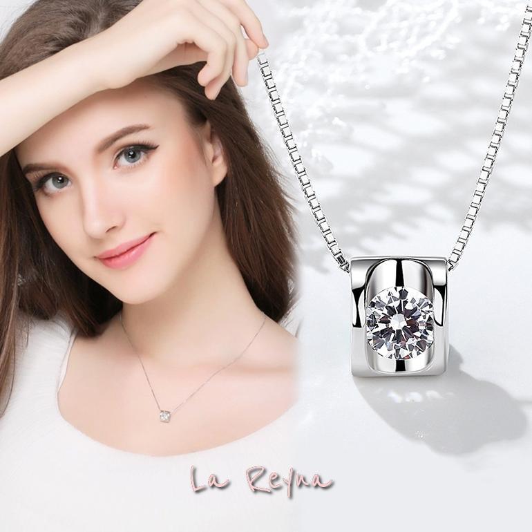 Pakaian Wanita- Lareyna Kalung Wanita Titanium + Liontin S925 Love Cristal Mewah Elegan Kl014 - Ling