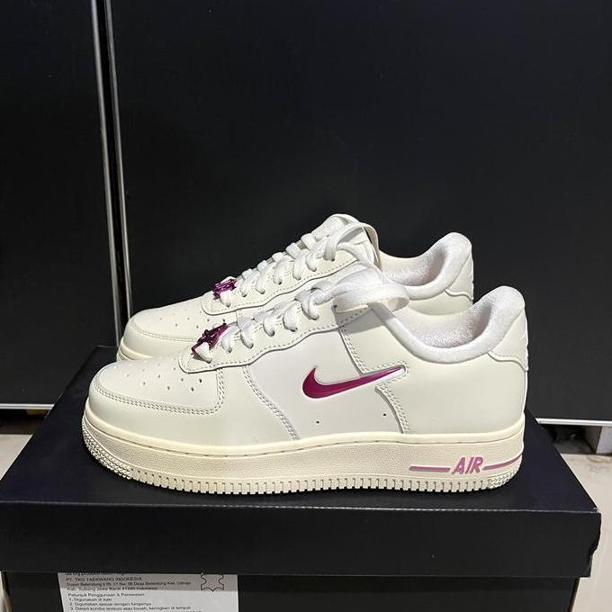 Nike Air Force 1 Low Just Do It Coconut Milk (W) 8251 101