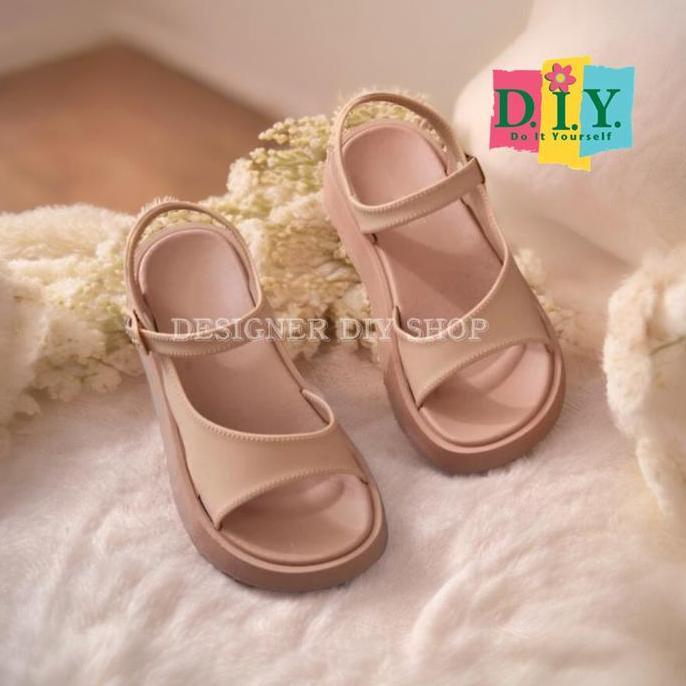 Jelitashoes- Sandal Gunung Wanita Elegan Slop Tali Jelly Empuk Karet